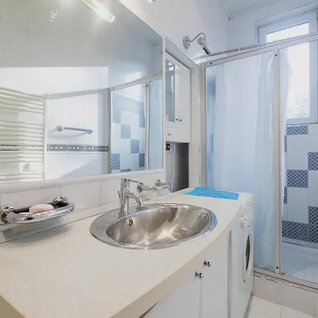 Central Apartment